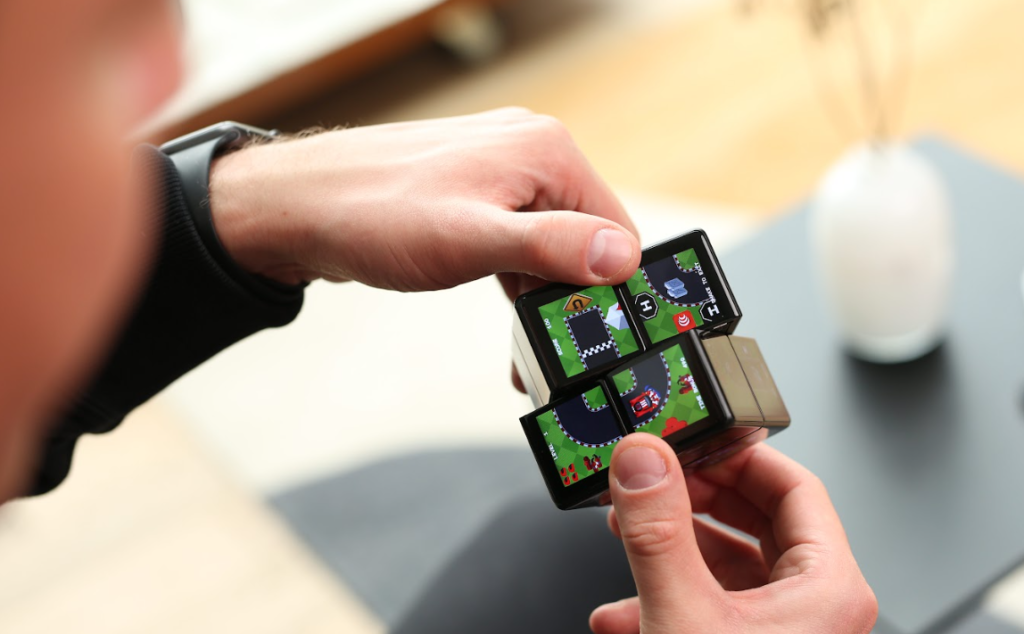 WOWCube